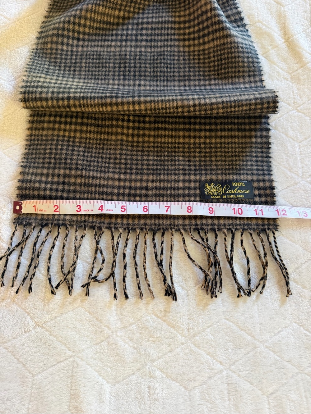 100% Cashmere Scarf Made in England Tan Black Plaid Fringe - Picture 6 of 6